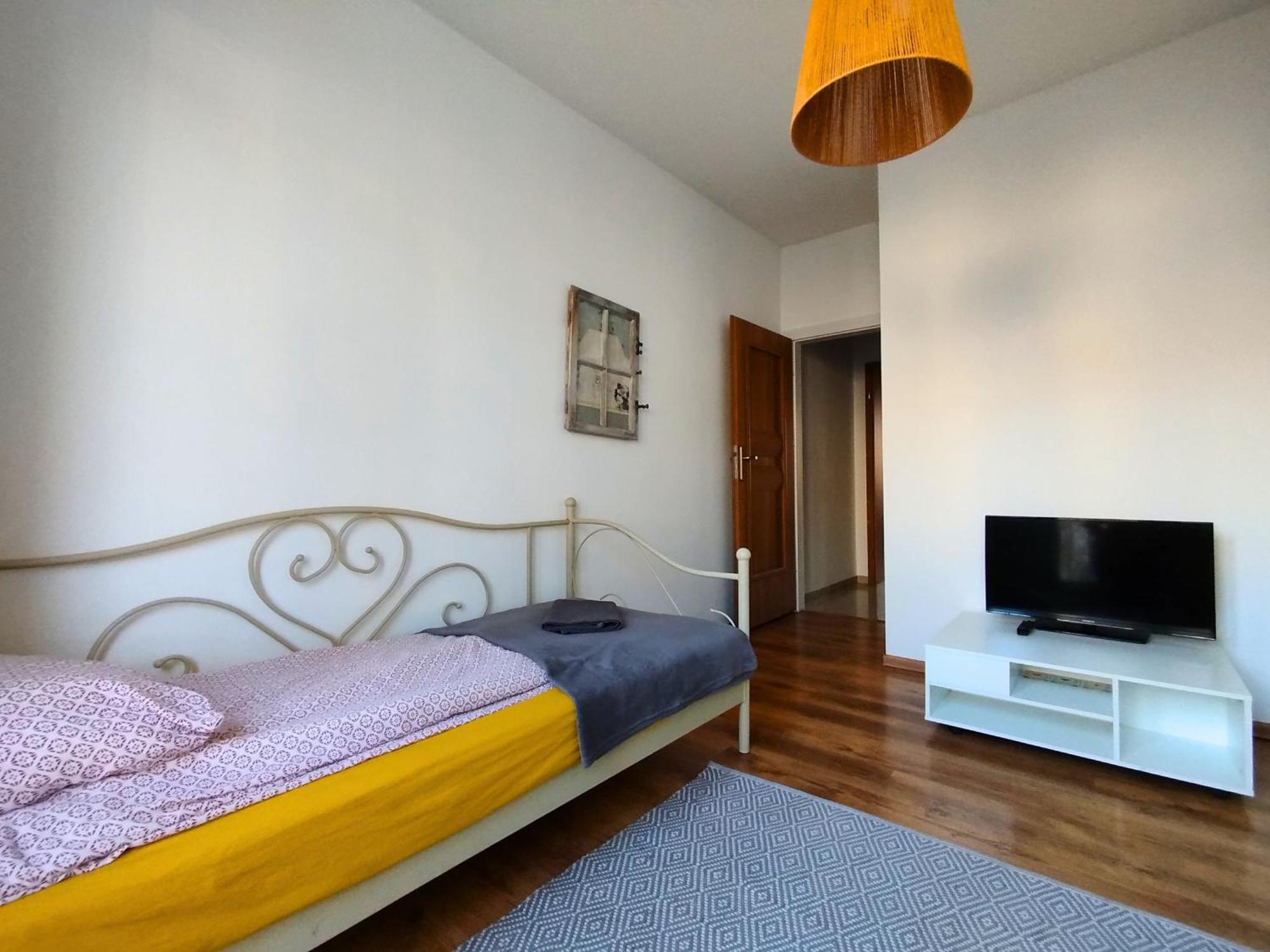 Apartament Z Ogrodem W Sercu Torunia Εξωτερικό φωτογραφία